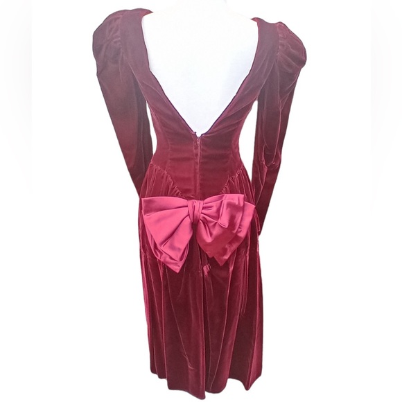 Vintage ILGWU 1980's Wine Velvet Bow V Back Party Dress Union Made Women's Sz 6 - Picture 2 of 16